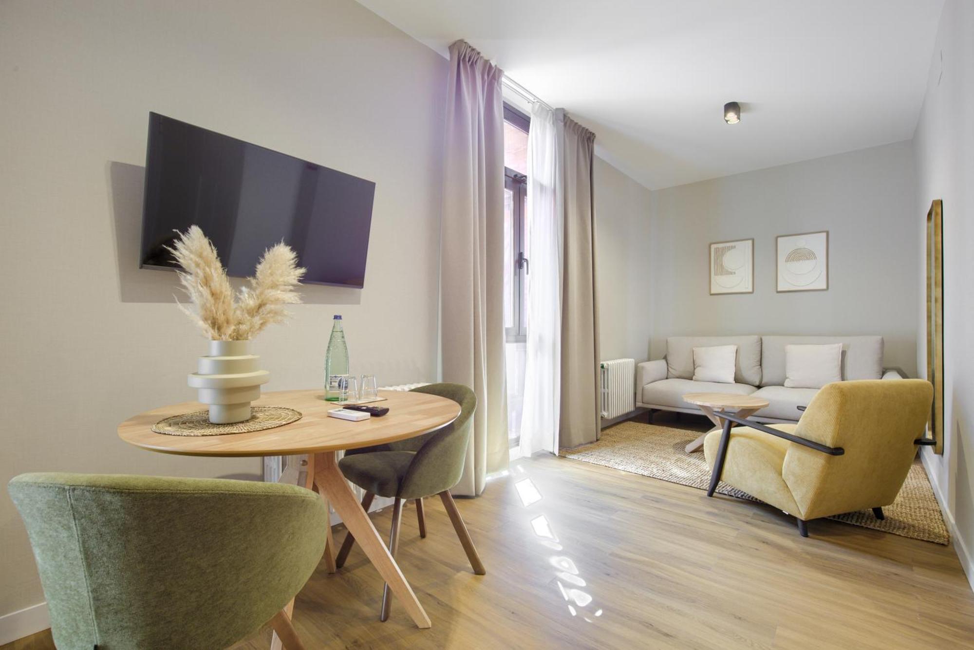 Dobo Madrid Justicia Apartment Room photo